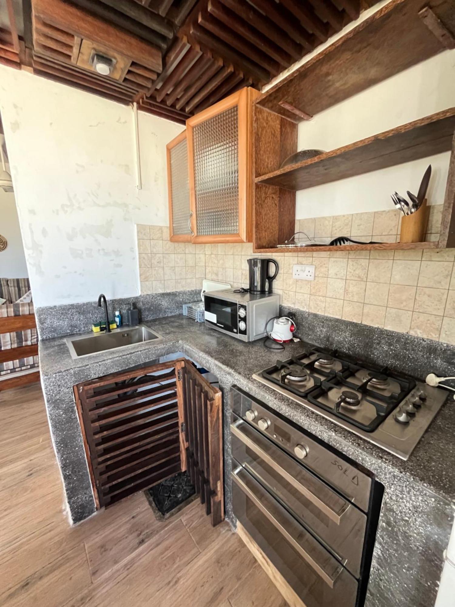 Malcom Residence 2 Mdudu Mkubwa Bagian luar foto